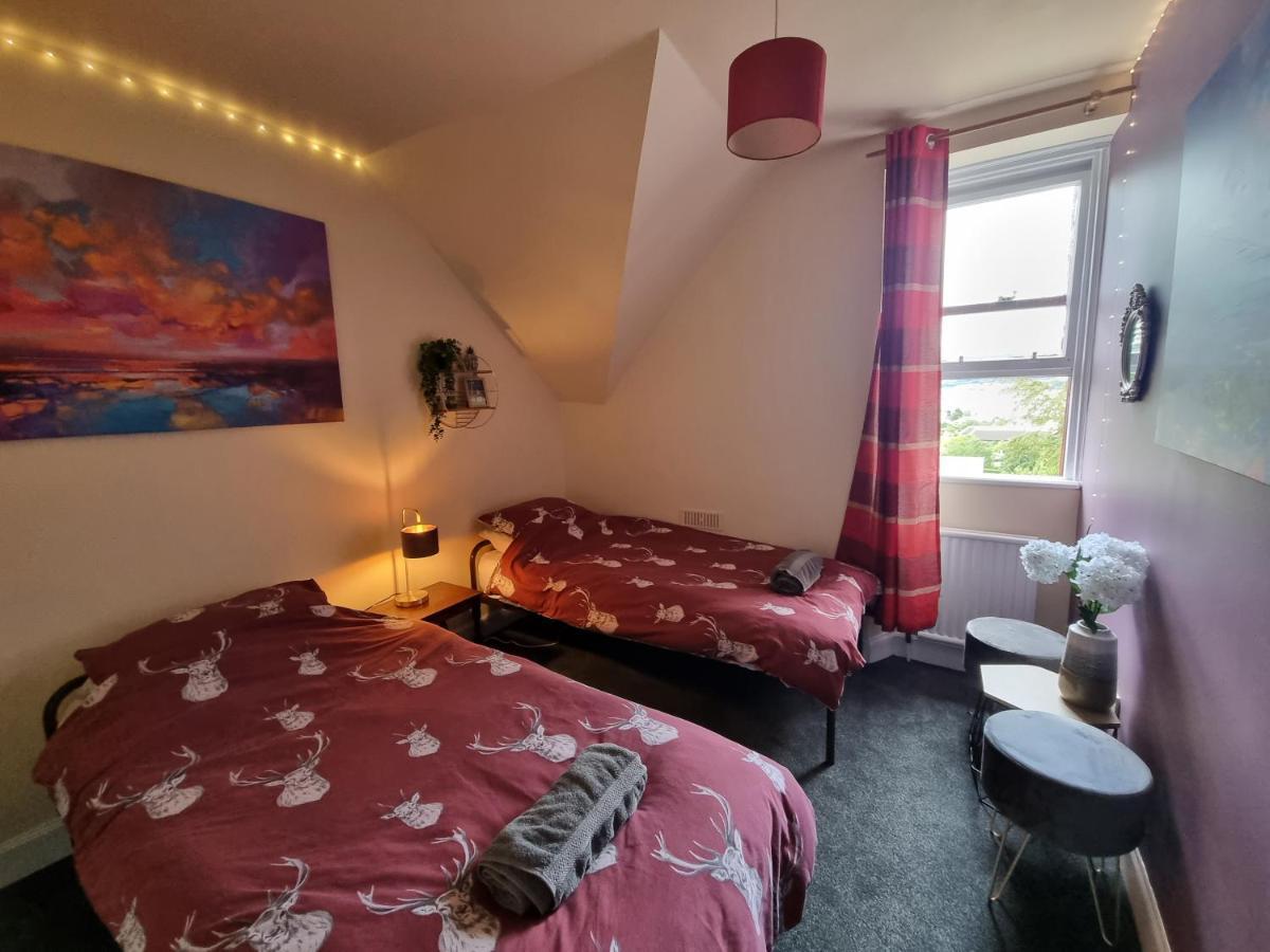 Fort William Backpackers Exteriör bild